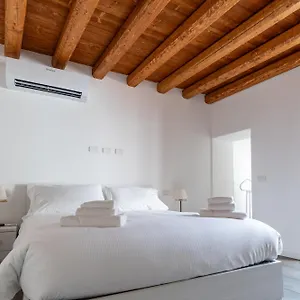 Piazza Del Apartment